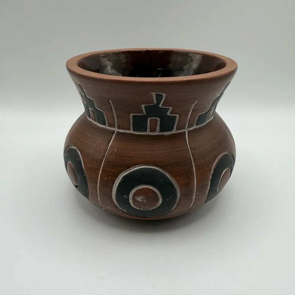 Armando de Mexico Signed Pottery‎ Vase Terracotta Aztec Home Decor